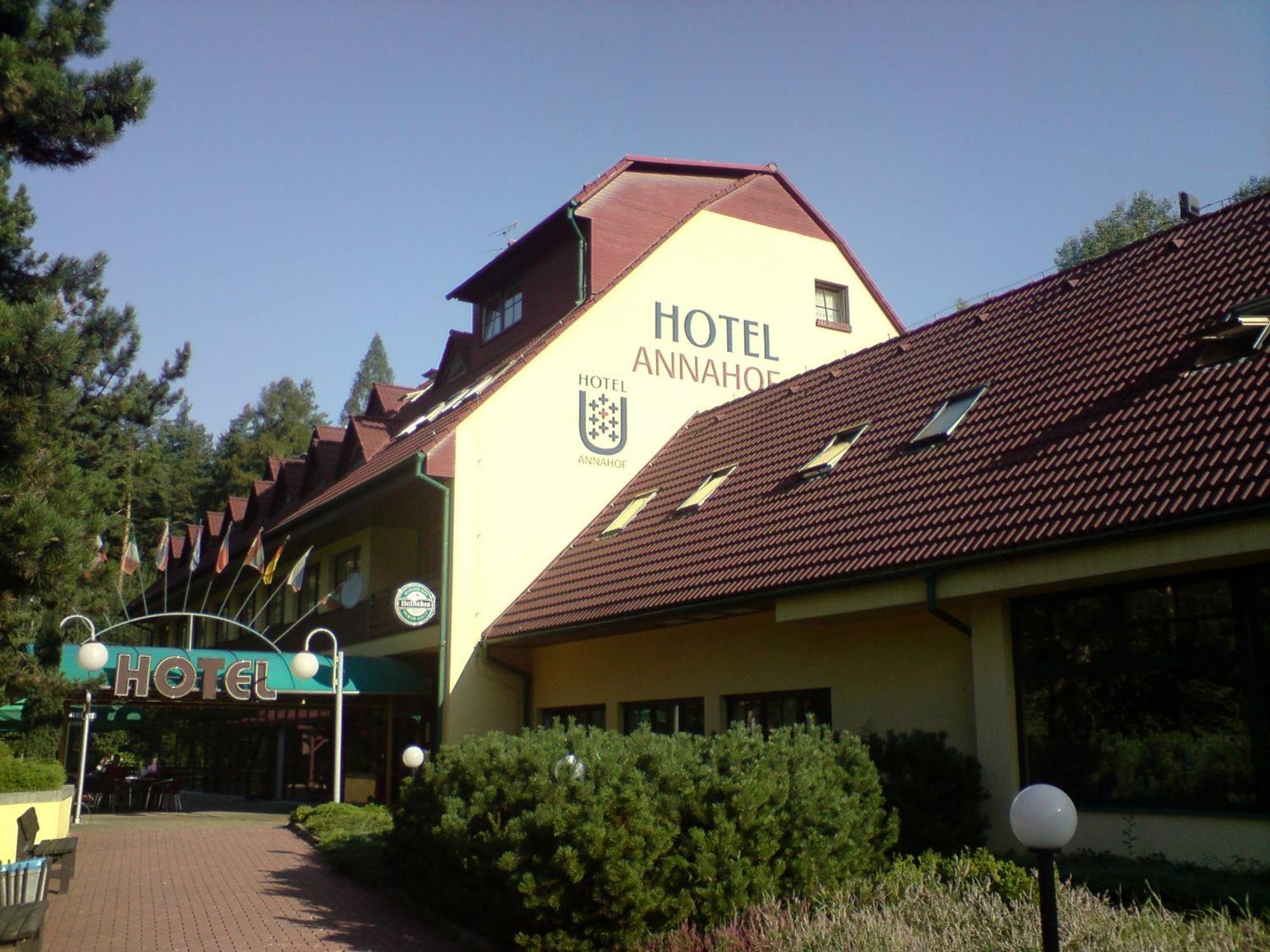 Hotel Annahof Domasov Bagian luar foto